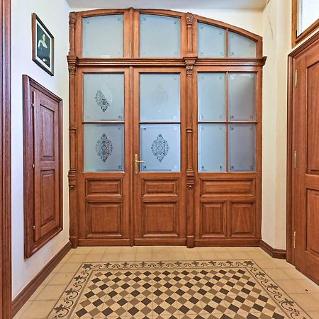 Apartment Nebovidy I - Historic Centre - Terrace - Air Conditioning Praga Exterior foto